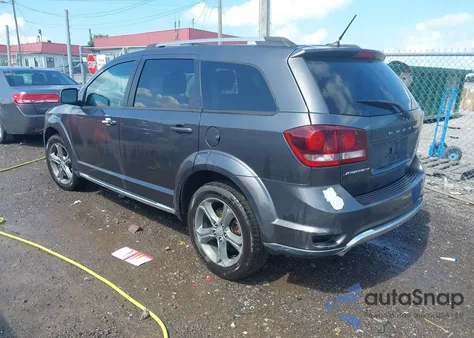 2016 Dodge Journey Crossroad z USA, uszkodzony, nr VIN 3C4PDCGG5GT228242